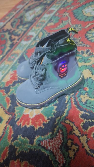 Детские обуви 26-27 размер новые