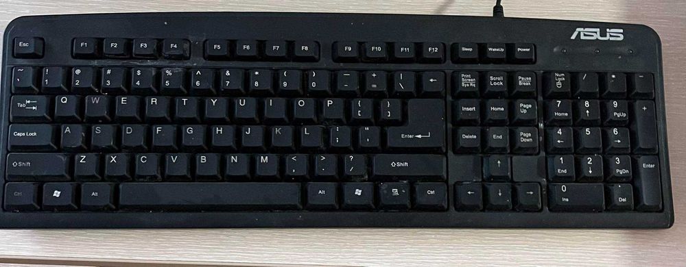 Компютър- Asus Rog Strix GL 10Cs
Intel core i5