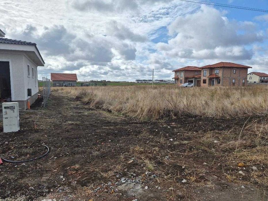 Teren intravilan 673 mp în Săcălaz,  langa strada Mures (zona de terenuri inainte de calea ferata) –  2 fronturi 32m si 19m