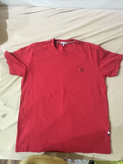 Teниска ,,moncler’’