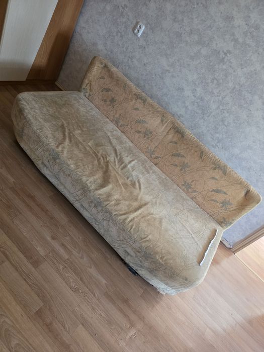 Продам диван б/у