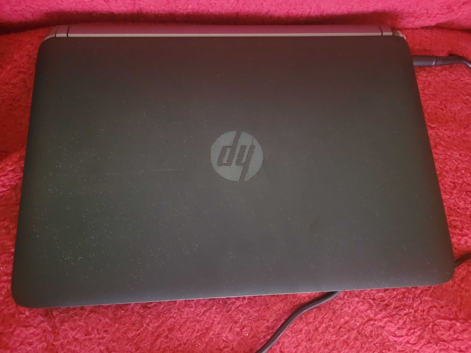 Лаптоп"hp"добър,батерията не държи.