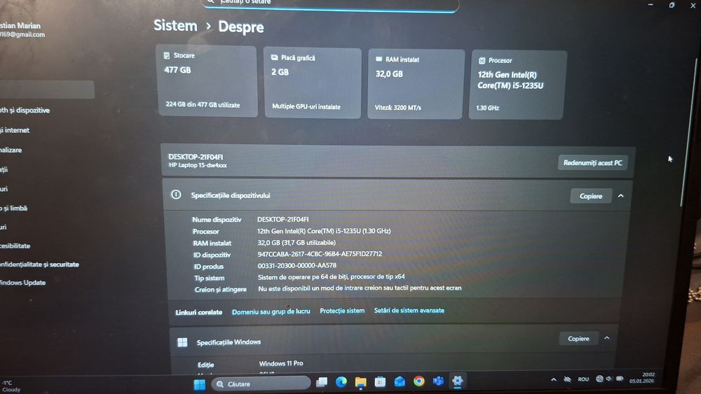 Laptop HP 15.6", Intel I5, 32GB RAM, 512 GB SSD, placa video 2 Gb