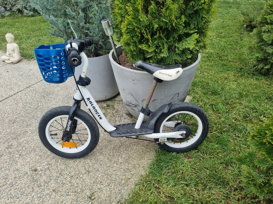 Jucarii cu pedale pt copii