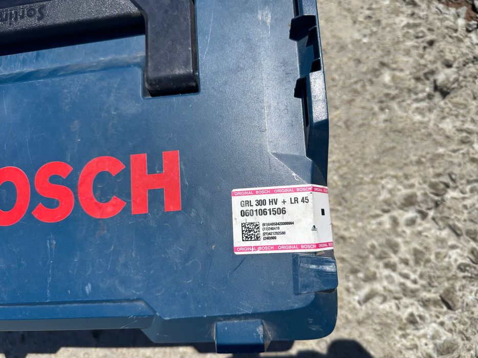 Ротационен нивелир Bosh GRL 300 HV + LR 45