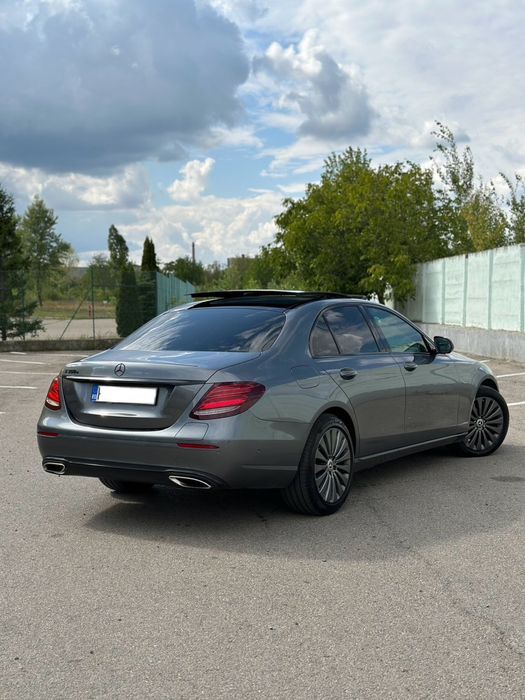 Vand/schimb mercedes e350e