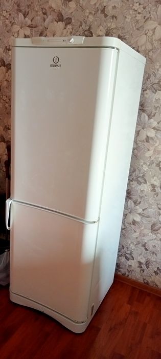 Холодильник в хорошем состоянии