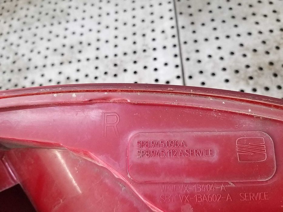Stop tripla lampa dreapta aripa seat altea xl 5p8945096a 5p8945112a
