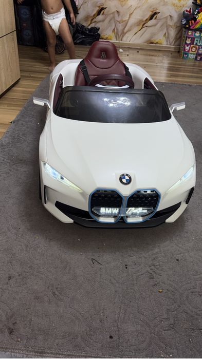 Masina de copii bmw