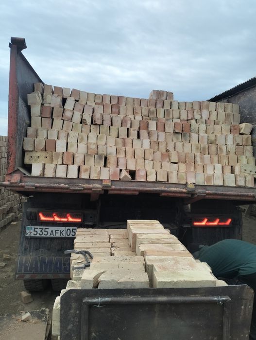 Кирпич полуторный