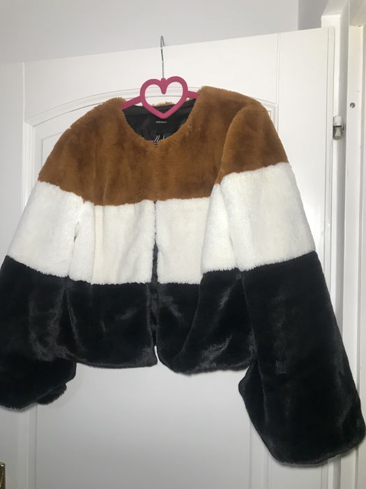 Jacheta blana artificiala Forever 21