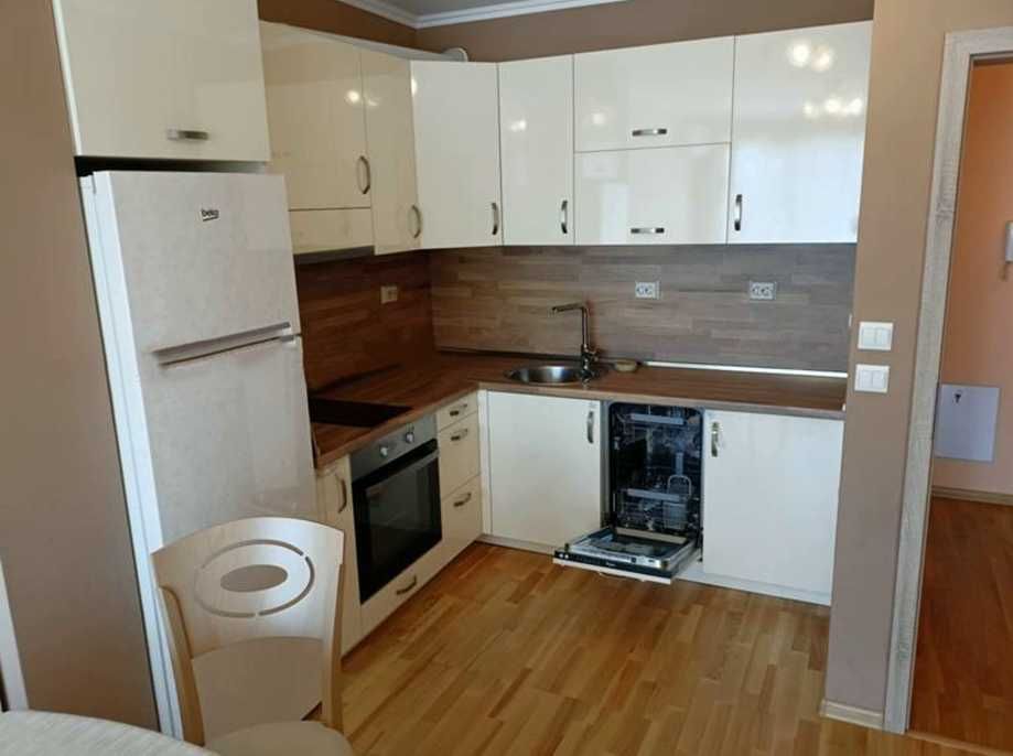 Дава се под наем Двустаен апартамент в София, Хаджи Димитър - 72 кв.м за 400 € - Снимка #2