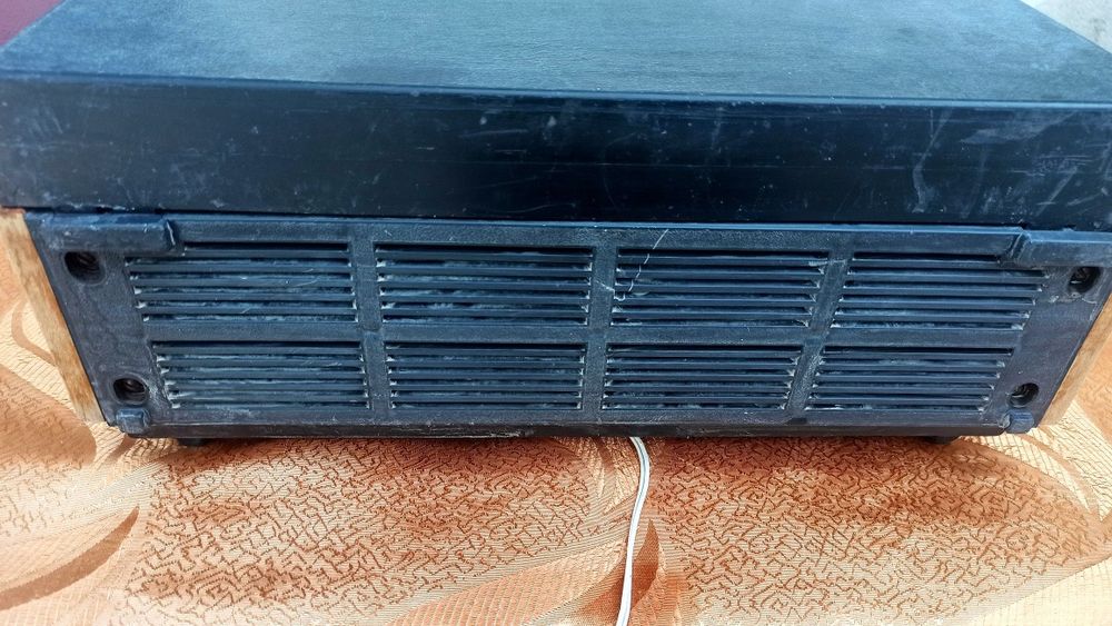 Saturn -201 magnitafon sotiladi.