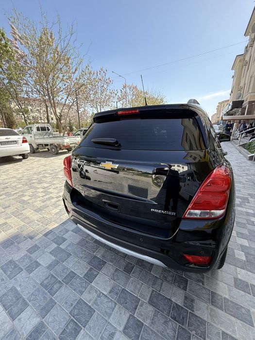 треккр 1 2020 премиер