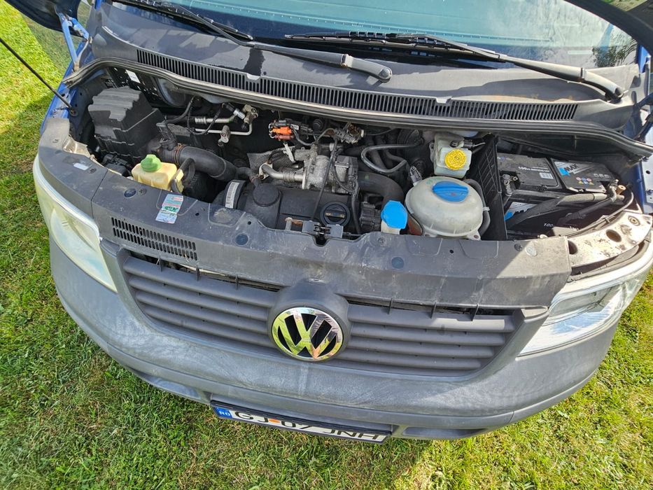 Volkswagen Transporter Caravelle T5