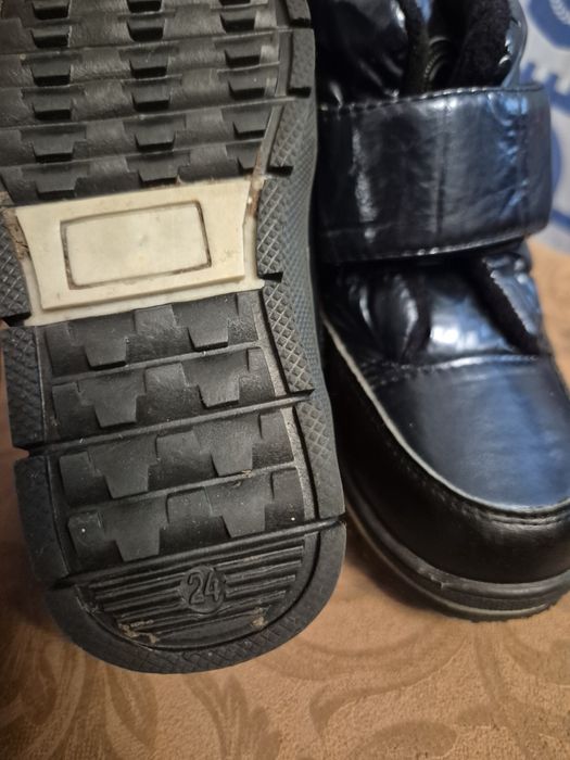 Обувь деткая. Продам.