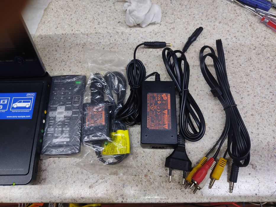 Sony dvp-fx850 портативный ДВД