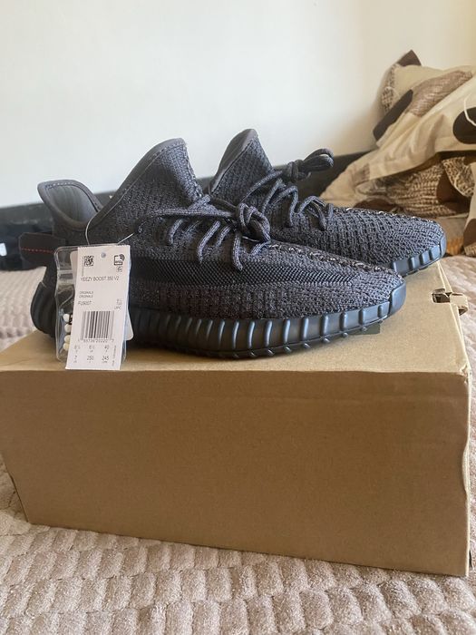 Yezzy black reflective