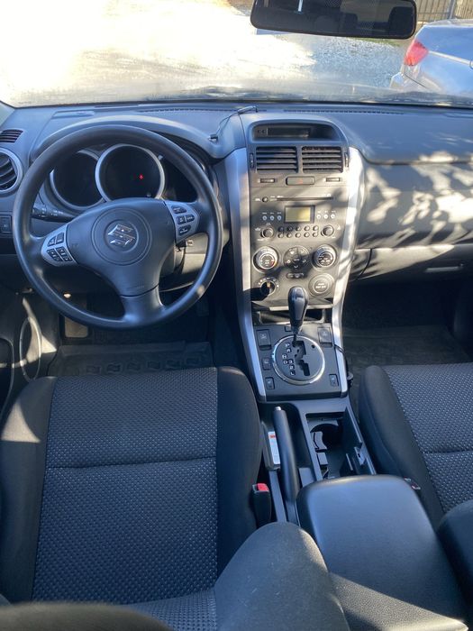 Suzuki Grand Vitara 2.0i automata, 4x4, blocant central, greu usor!!