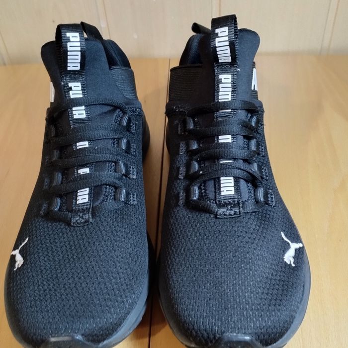 Дамски спортни обувки Puma