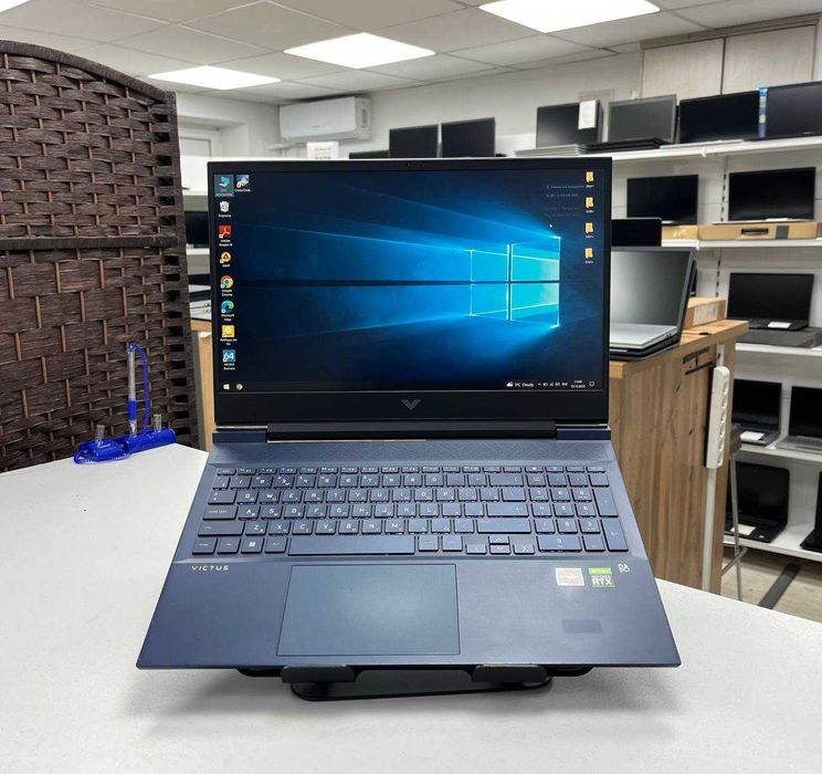 Игровой Для графический прог Victus Ryzen 5/ОЗУ16/SSD512 RTX3050Ti