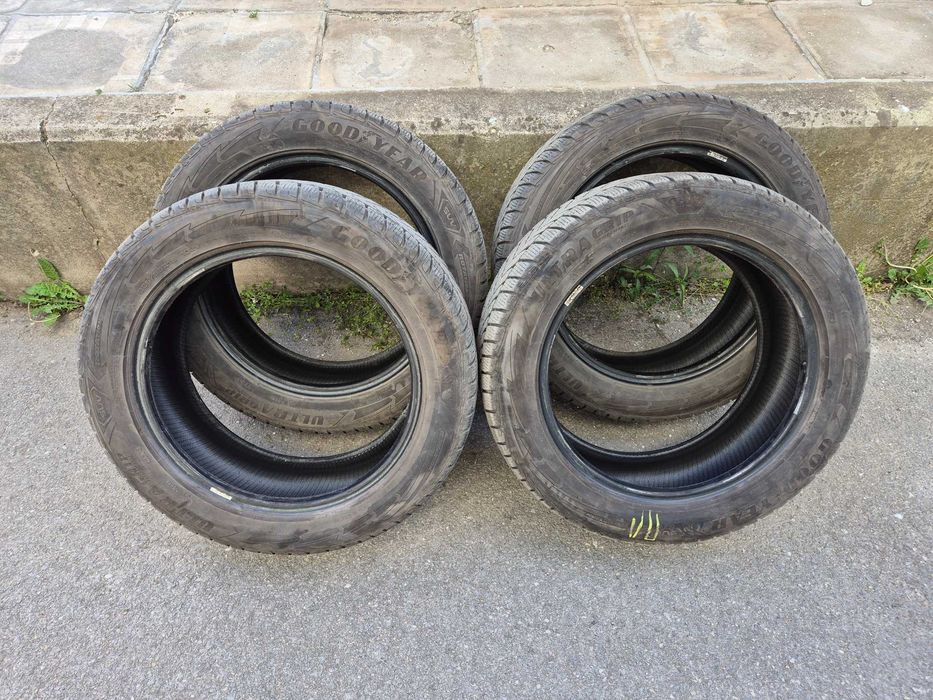 Зимни гуми  Goodyear Ultra 55/225 18