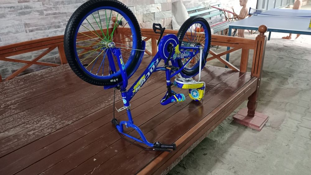 продам велосипед. детский. китайский