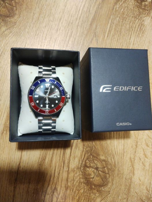 Нови часовници Casio Edifice