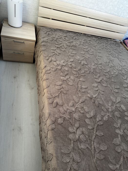 Двухместная кровать 160*200