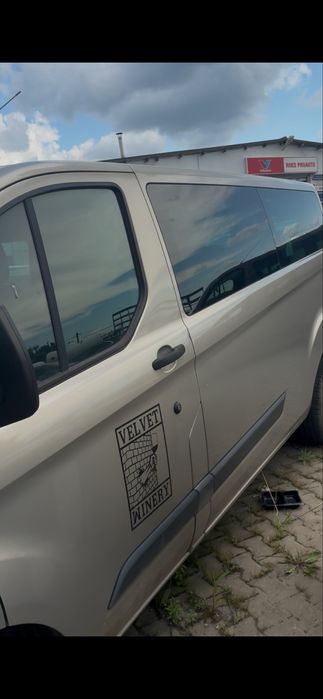 Ford tranzit custom