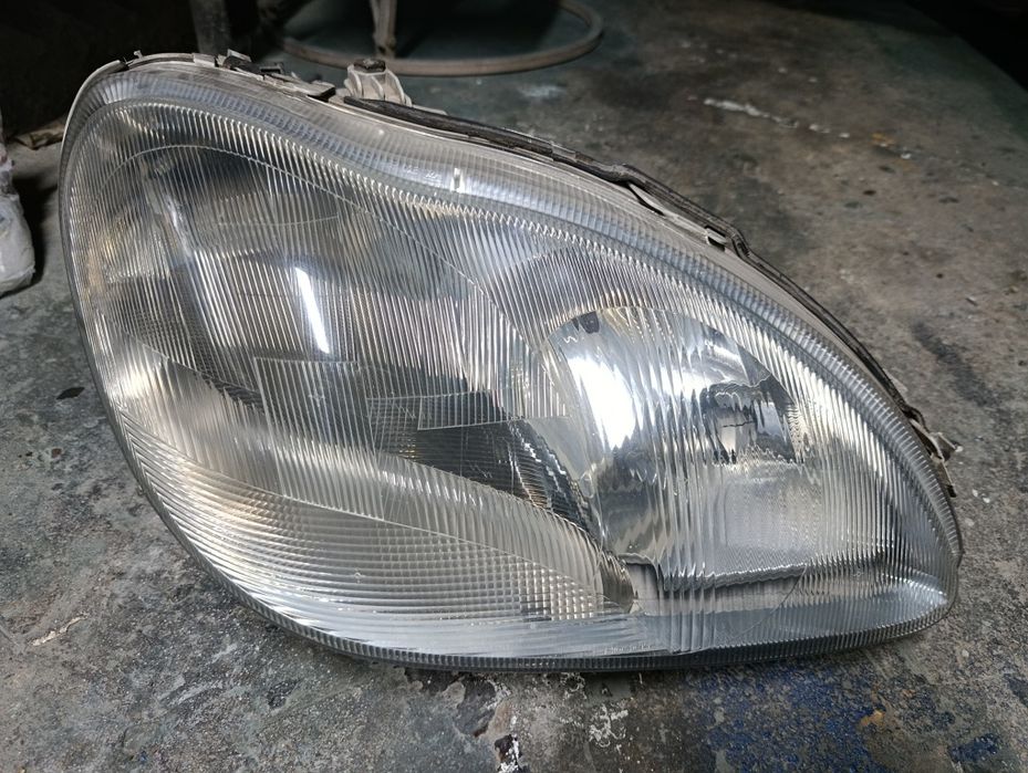 Фары (пара) оригинал ксинон w220