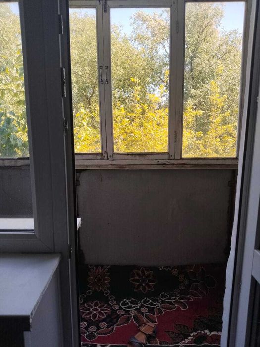 1 комнатная в р-не Уют