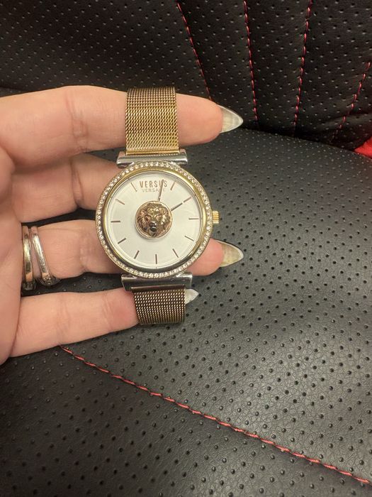 Нов дамски часовник police Versace