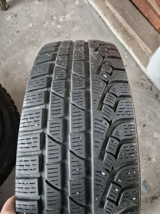 set 4 anvelope de iarna Pirelli 225 65 R17
