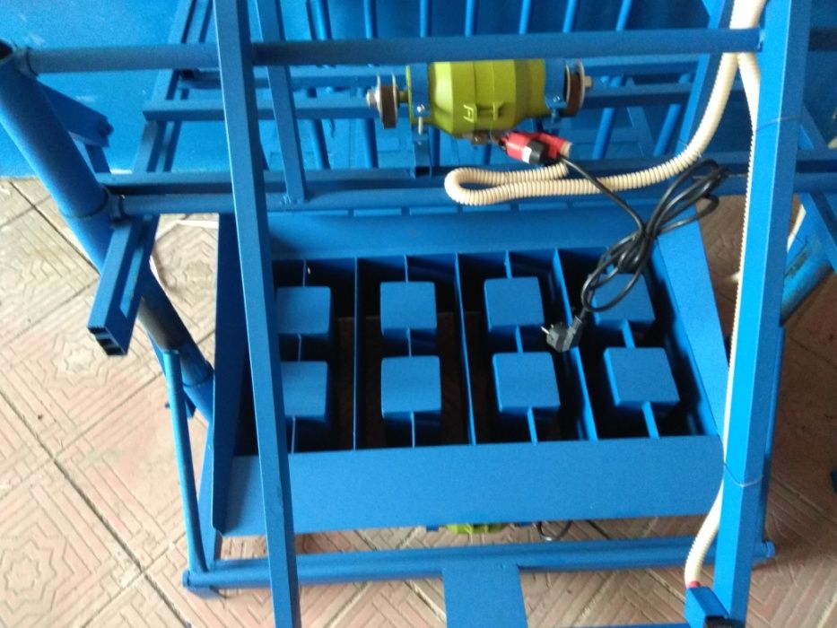 Станок для пескоблока, шлакоблоков, сплитеных блоков, кирпичей