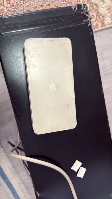 Apple Cinema Display 30 диогональ очень редкая модель .