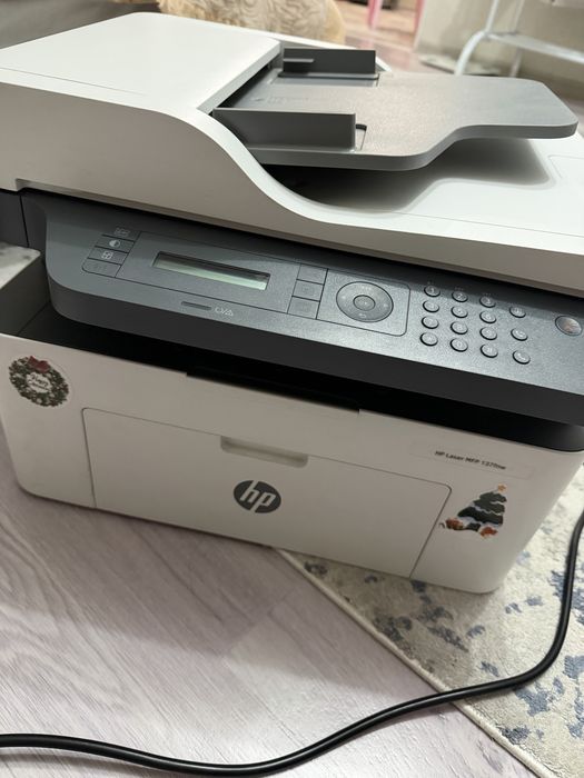Принтер HP LASER MFP 137 fnw