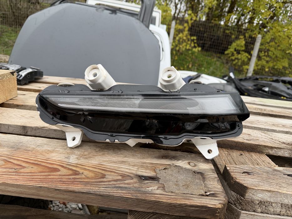 Халоген Peugeot 208/508