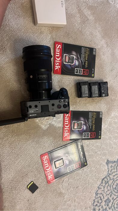 Срочно продам Sony fx 30