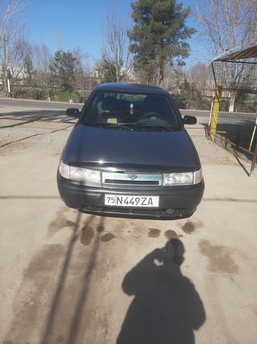 Лада мошинаси  сотилади