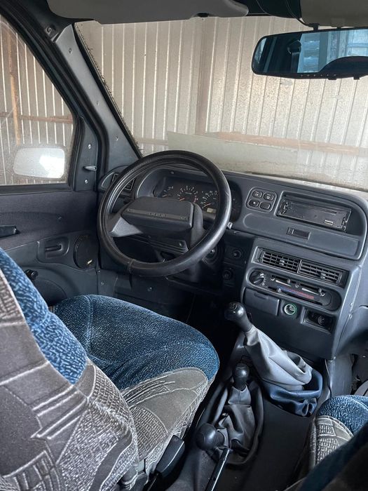 Продам ВАЗ-2120 «Надежда» 4x4