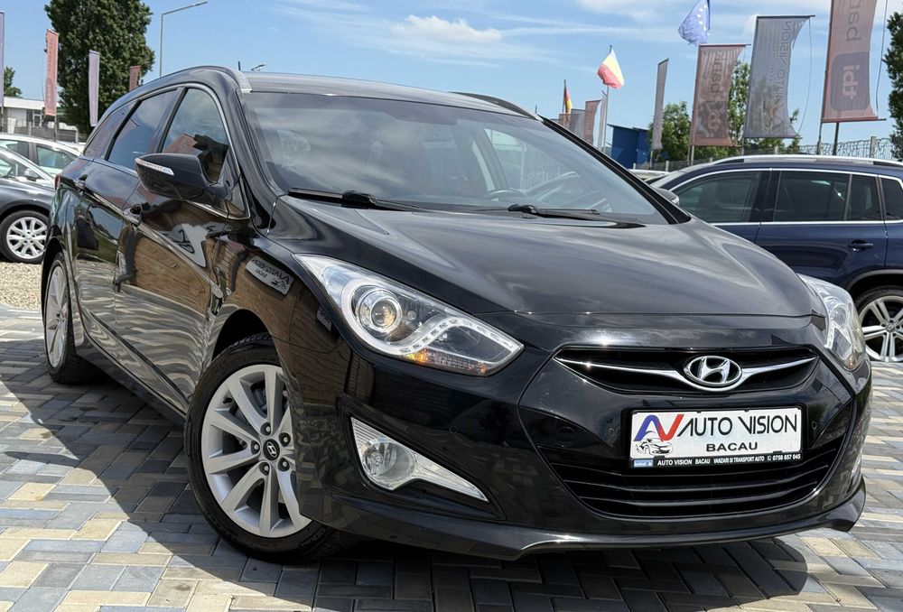 *RATE*Hyundai i40 Break 1.7CRDi kombi diesel 136CP 2013 Euro5 Light/LED import Germania impecabila km reali!