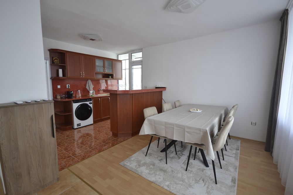 Тристаен апартамент в предпочитан квартал