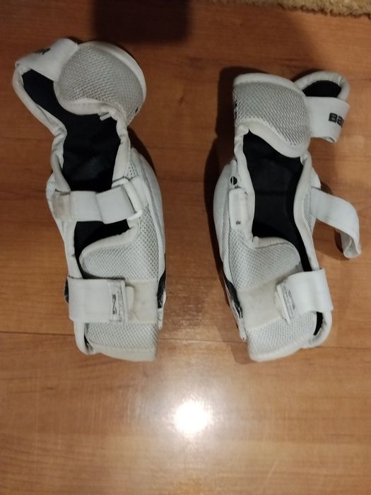 Защита на локти на подростка