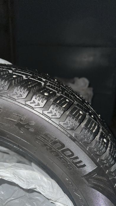 Продам комплект зимние шины р 15