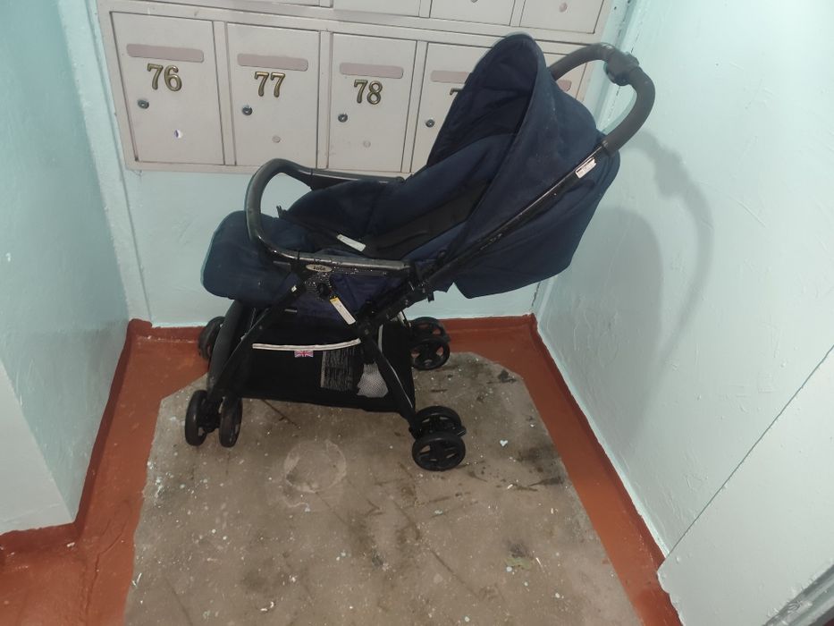 Продам детскую коляску