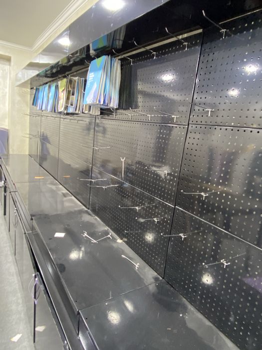 ilgich Mebel sotiladi yangi telifon chihol naski va boshqa narsalarga