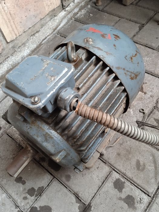 Электродвигатель