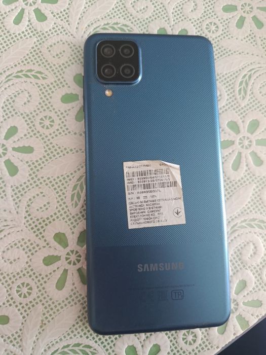 Продается Samsung A12 64 gb