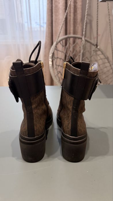 Ботинки  майкл корс